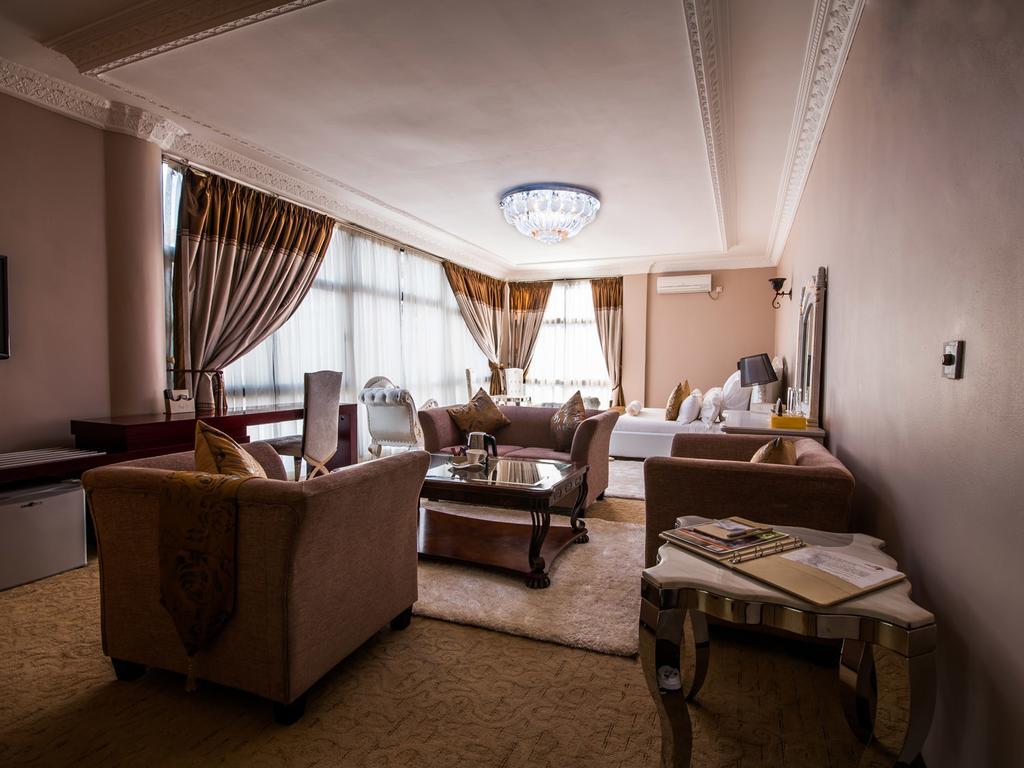 Sherbourne Hotel Kitwe Dış mekan fotoğraf